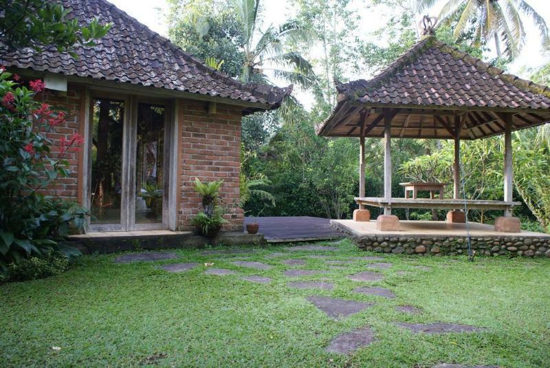 Prana Dewi Mountain Resort ジャティルウィ エクステリア 写真