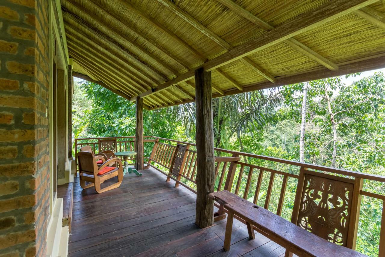 Prana Dewi Mountain Resort ジャティルウィ エクステリア 写真